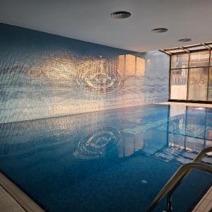 Taksim Perfect Residence Pool Sauna Access