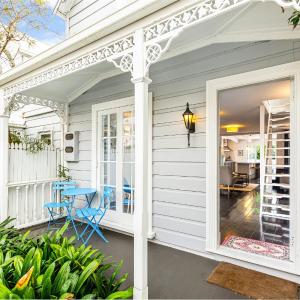 2BR Villa Near Ponsonby Rd & Parking Zodiak Stays