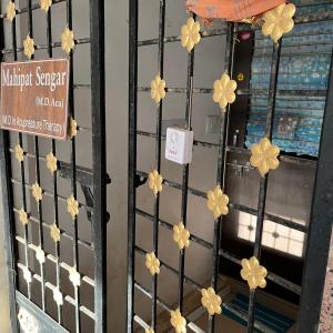 Mahipat Home Apartment only male