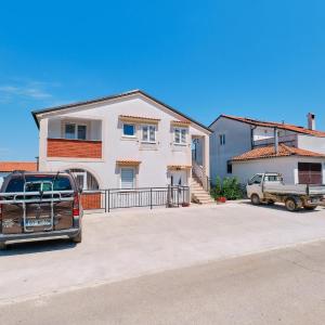 Apartments with a parking space Losinj, Losinj - 19972