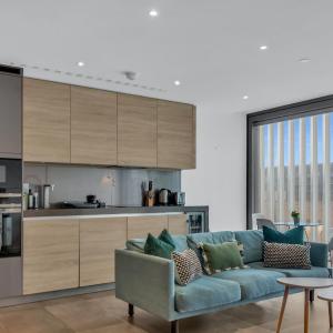 MySquare Premium One Bedroom Apartment City Road Basin