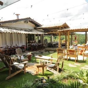 Sítio Vale da Colina-Nazaré Paulista com 3 casas