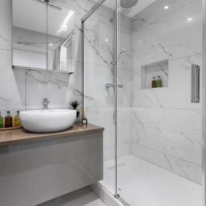 Chic London Getaway 10 mins to Wembley