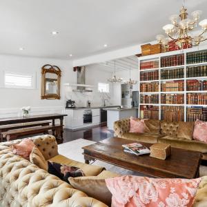 Freemans Bay Home by Urban Rest