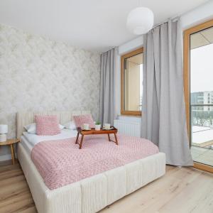 Pink & Blue Cozy Studio in Kraków by Noclegi Renters