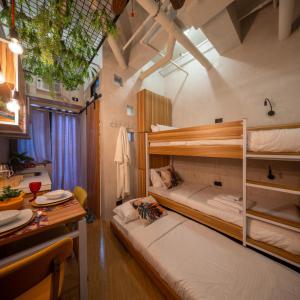 Redenza Suites