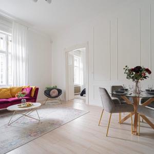 Luxury Residence by Castle District, Free Public Parking nearby