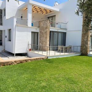 Girne/Zeytinlik 2+1 muhteşem teraslı daire