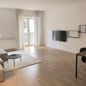 Spacious 1-BR w a balcony in Frederiksberg - 202