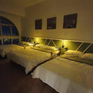 Penthouse In Quezon City Ri