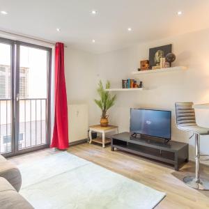 Arbeitsplatz, Tiefgaragenstellplatz, 4k TV Netflix
