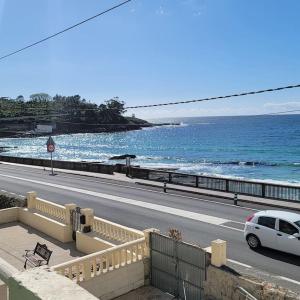 Ventana al Atlantico - House across from the beach