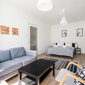 Lunar Love Apartment