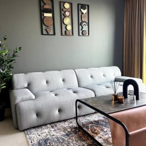 Luxury Brand New 1BR Downtown