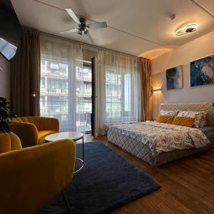 Apartment with Balcony in City Centre