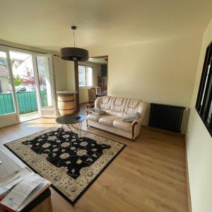Appartement T3 Equipé de 75 m2 en Centre Ville