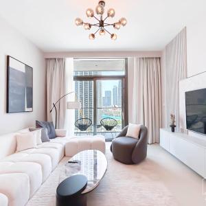 Luxury & Elegance at Burj Crown Downtown