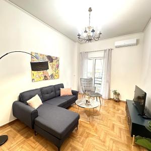 Stylish Downtown Apartment