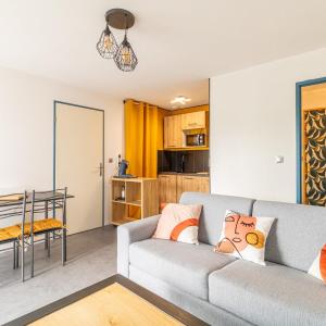 Cosy apartment with pool
