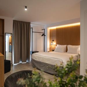 Griffin Suites