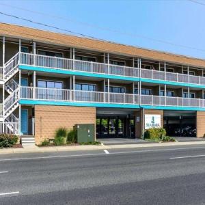 Beautiful 2BR/2BA condo with 2 private balconies!