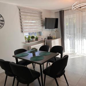 Apartament w Międzywodziu z parkingiem