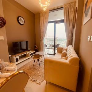 Luxury 1-Bedroom Oasis near Downtown Dubai