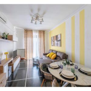 Genova Holidays House Erma - Parcheggio Privato e Wi-Fi - AC