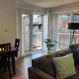 Stylish City Centre Apartment with Large Balcony