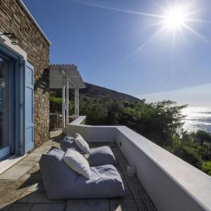 Seaside luxury villa