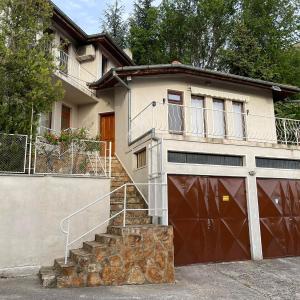 Villa Dechkoni