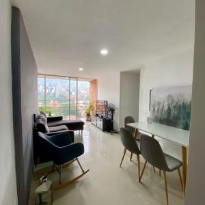 Apartamento 3 habitaciones, vista al Poblado