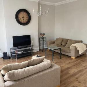 1 bed flat.