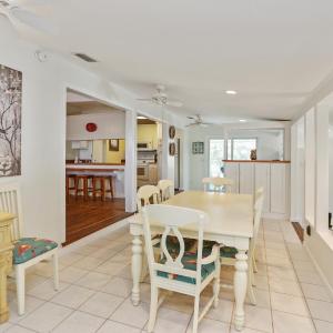 Cape Haus Extra by Pristine Properties Vacation Rentals