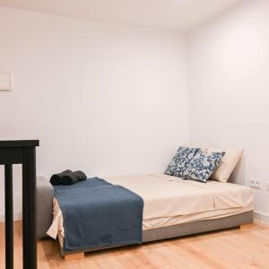 For You Rentals Lindo estudio TEMPORAL en barrio Justicia SLR16