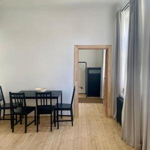 Old Town Apartment