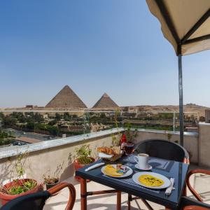 Dream Inn Pyramids View