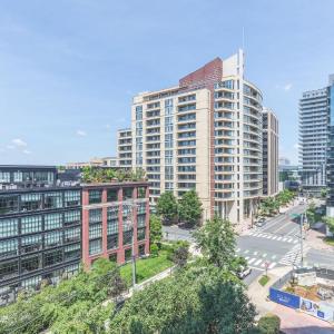 2BR Executive Apartment in Prime Location