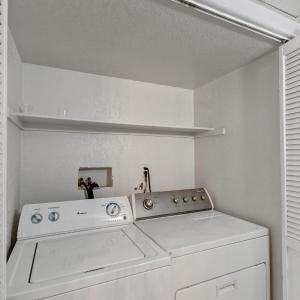 SuperHost 5 Star Service with 2 Bedrooms U013
