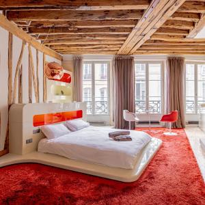 Love Nest Jardin du Luxembourg