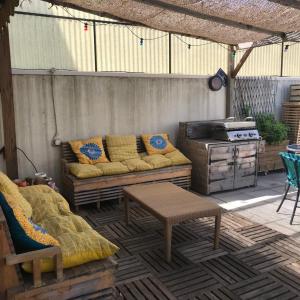 Grande terrasse proche Cours Julien