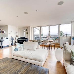 GuestReady – Spacious 2BR in Angel