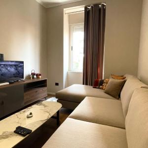 Top center apartment