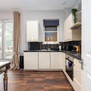GuestReady - Fabulous stay in Fulham