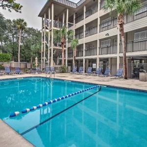 Beach Access, Covered Balcony Hilton Head Condo!