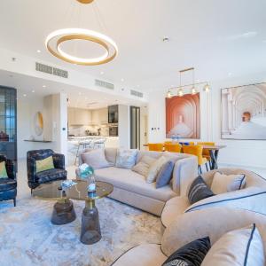 JBR Amwaj 4 , Upgraded Sea and Ain Dubai Views, 2m walk to Beach By Gardenia Suitse