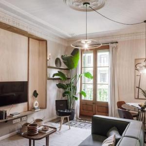 Ulindi - 2 bedroom with balcony in Eixample Esquerra