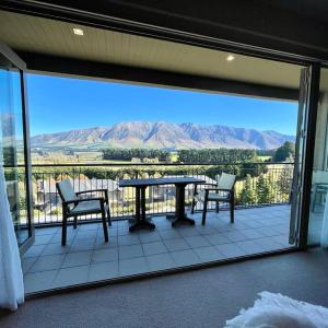 Terrace Downs 2 Bedroom Apartment