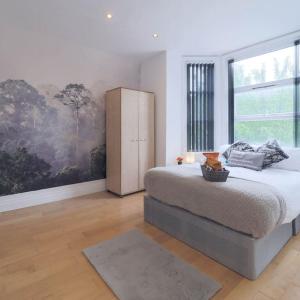 S3 Full Studio In Central Kilburn With Kitchen London Zone 2