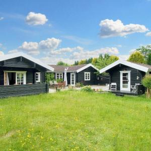 6 person holiday home in Græsted-By Traum